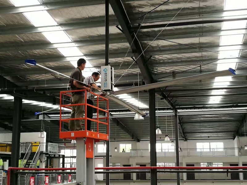 鋼結(jié)構廠房通風降溫方案、廠房車間通風降溫方案、大型工業(yè)風扇、物流倉儲大風扇、大吊扇、工業(yè)風扇、廠房車間降溫設備、廠房車間通風設備、車間溫控設備、工業(yè)大吊扇、工業(yè)大風扇、工業(yè)節(jié)能風扇、湖北瑞兆偉業(yè)通風降溫科技有限公司
